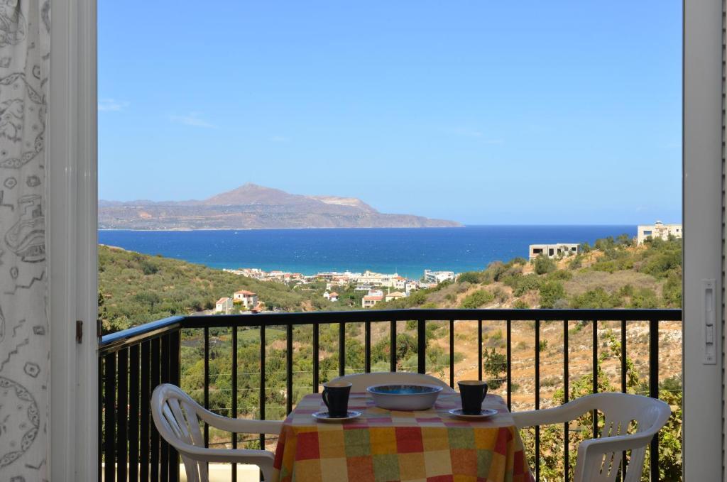 Kaloudis Apartments Almirida 部屋 写真
